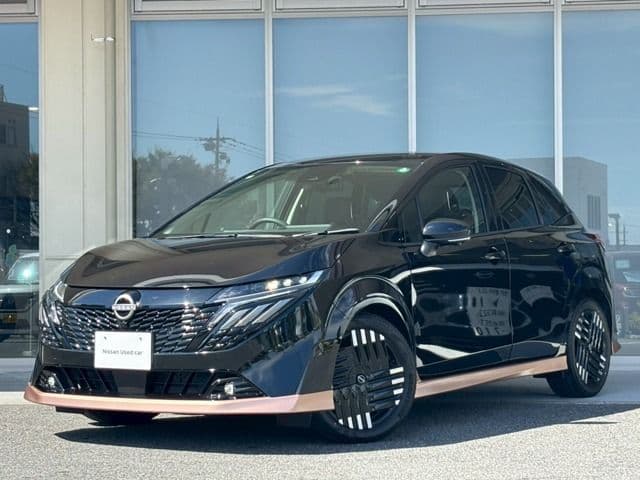 NISSAN