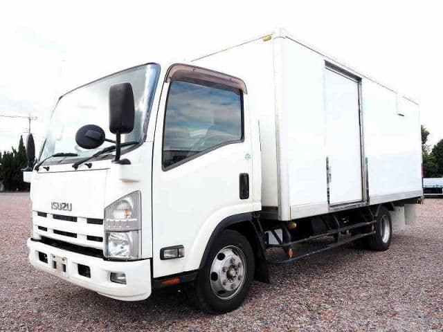 ISUZU