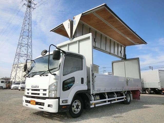 ISUZU