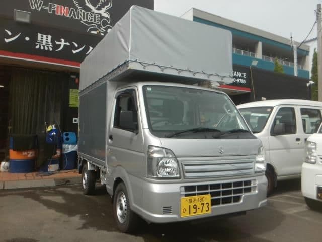 SUZUKI
