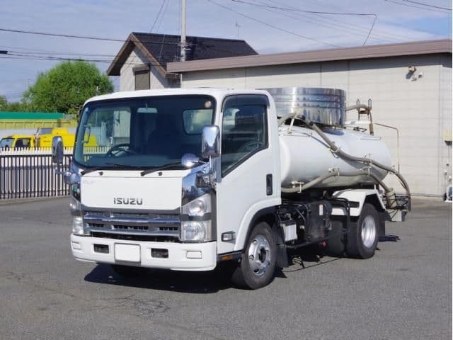 ISUZU