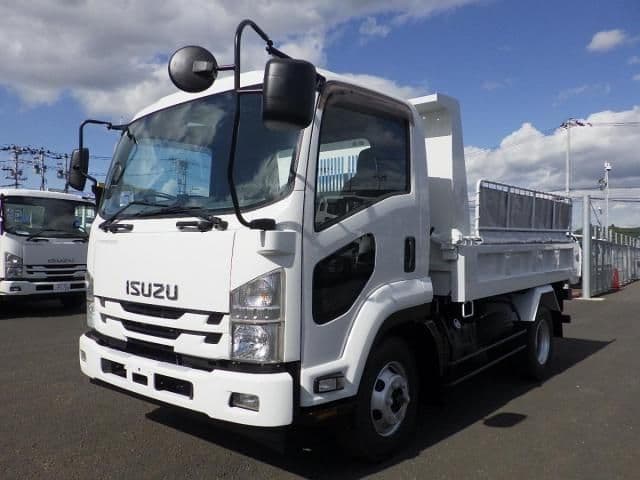 ISUZU