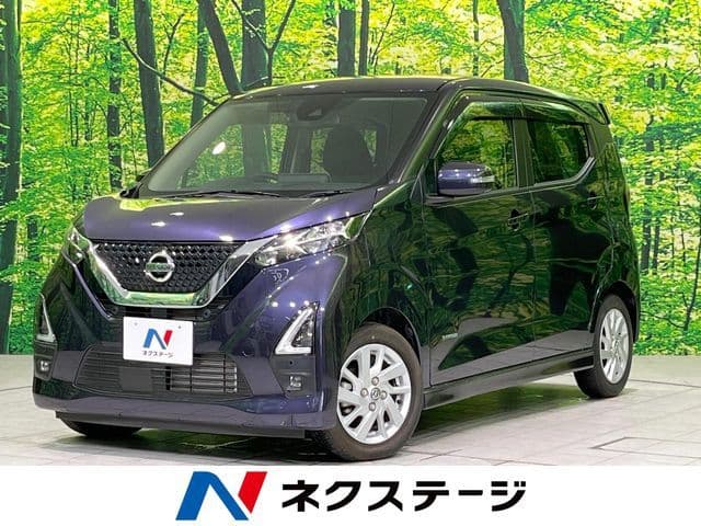 NISSAN
