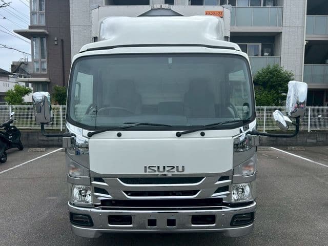 ISUZU