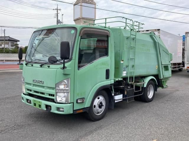 ISUZU