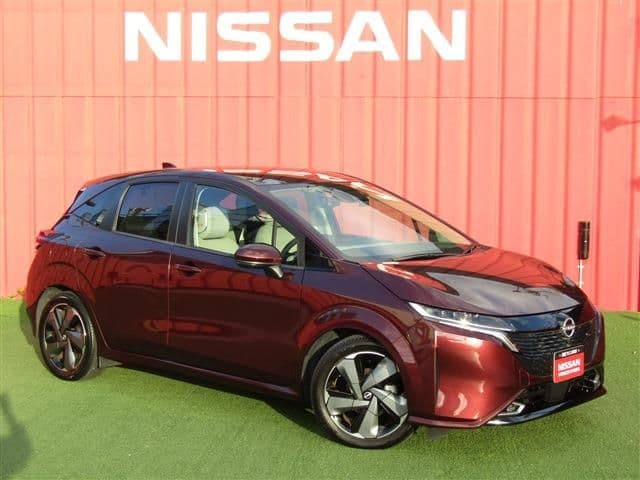 NISSAN