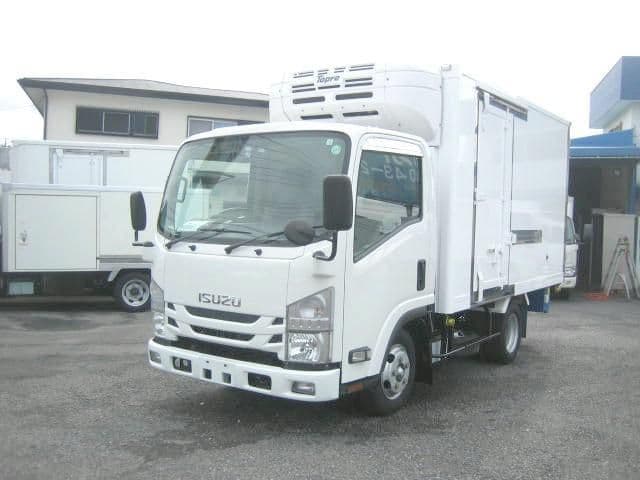 ISUZU