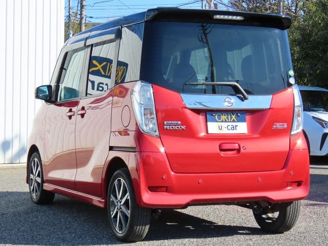 Car thumbnail 3
