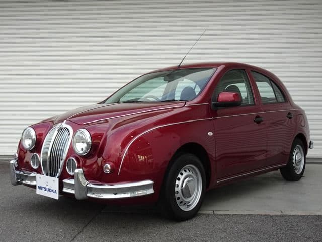 MITSUOKA