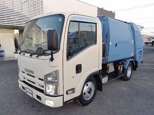 ISUZU