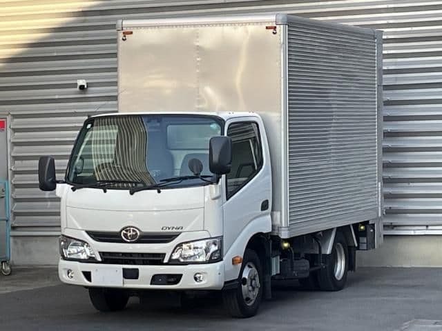 ISUZU