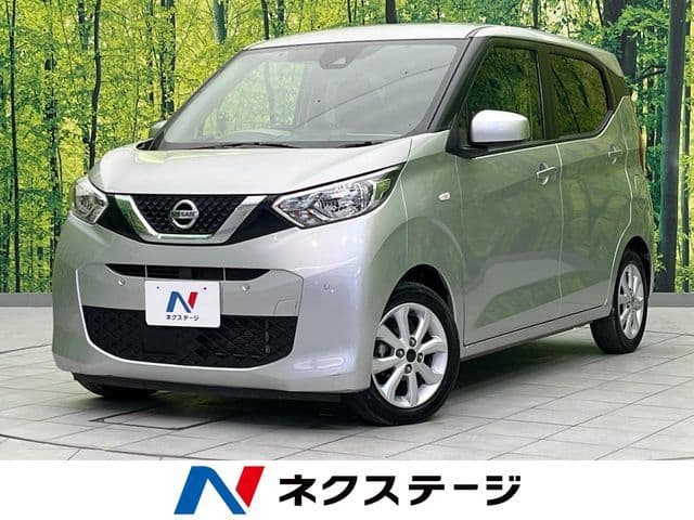 NISSAN