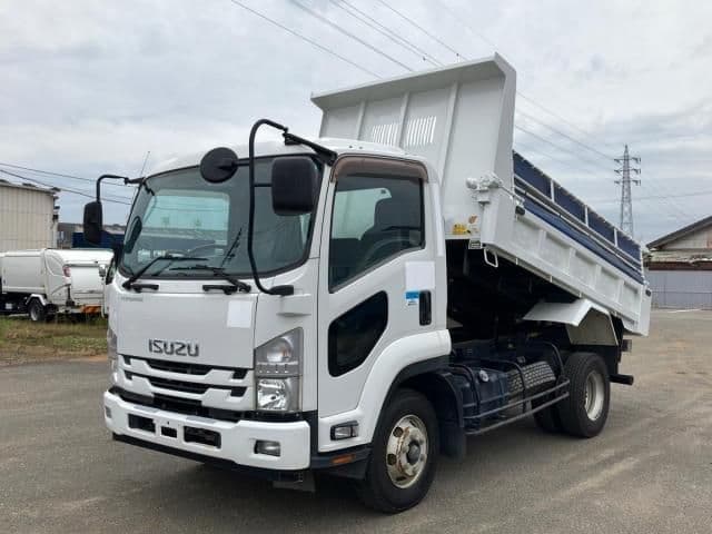 ISUZU