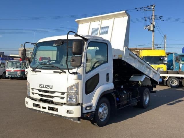 ISUZU