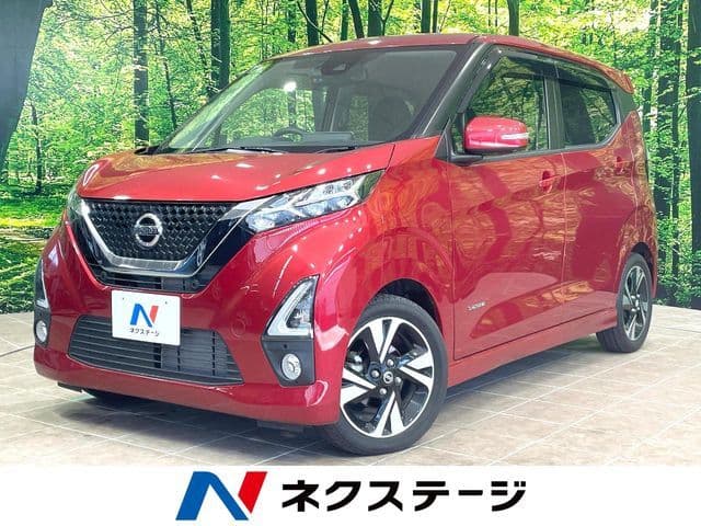 NISSAN