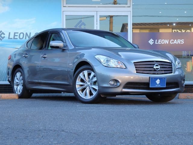 NISSAN