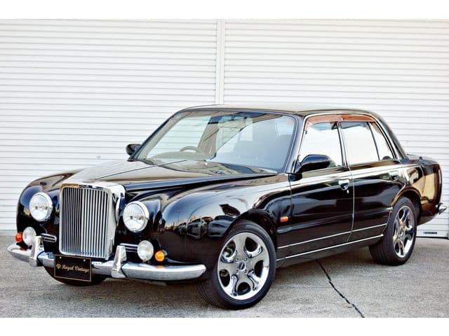 MITSUOKA