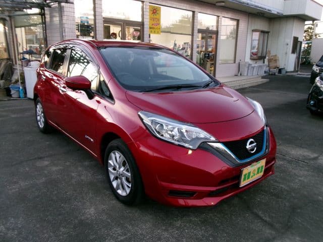 NISSAN