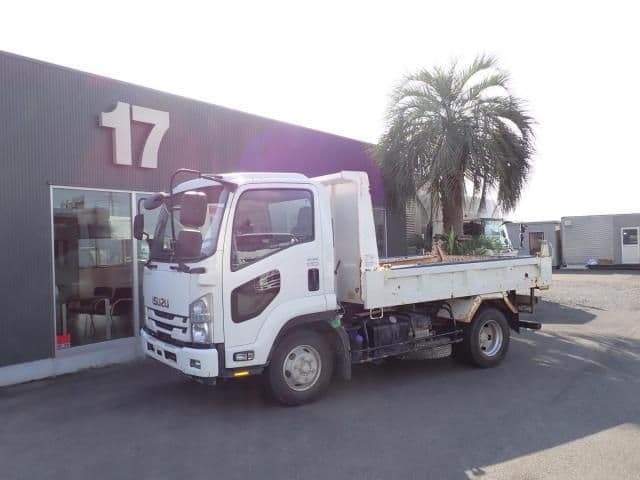 ISUZU