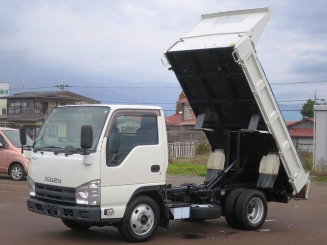 ISUZU