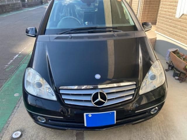 MERCEDES BENZ