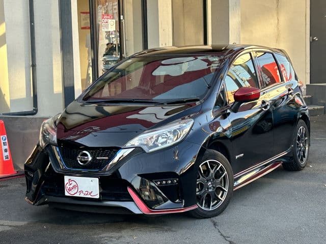 NISSAN