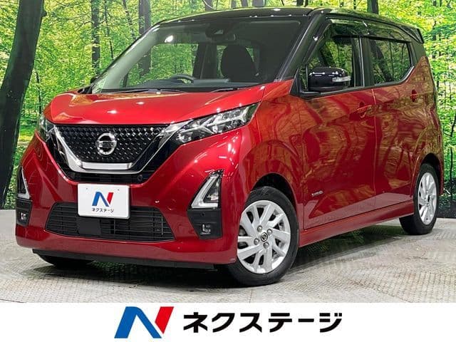 NISSAN