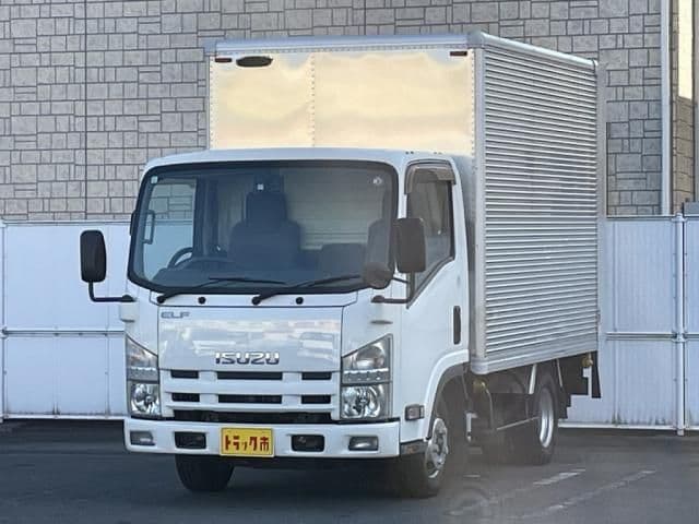 ISUZU
