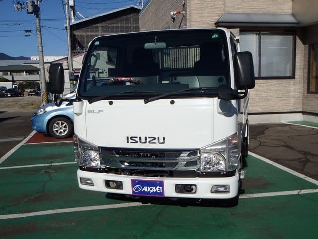 ISUZU