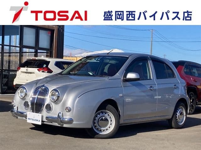 MITSUOKA