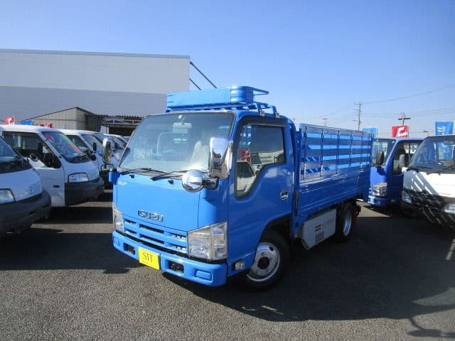 ISUZU