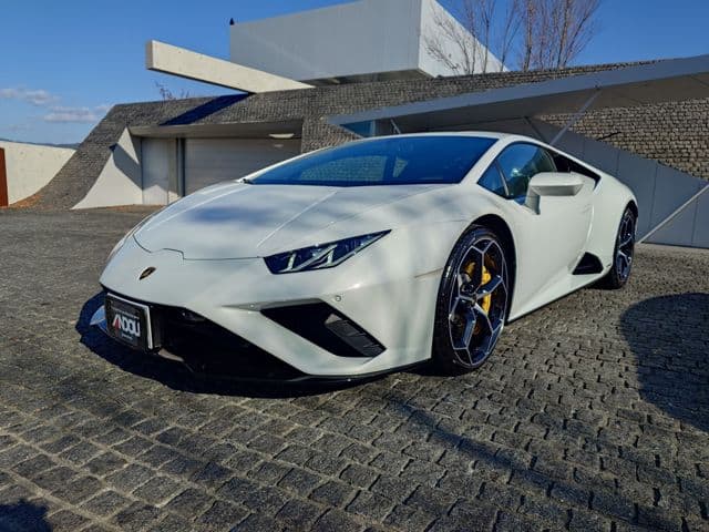 LAMBORGHINI