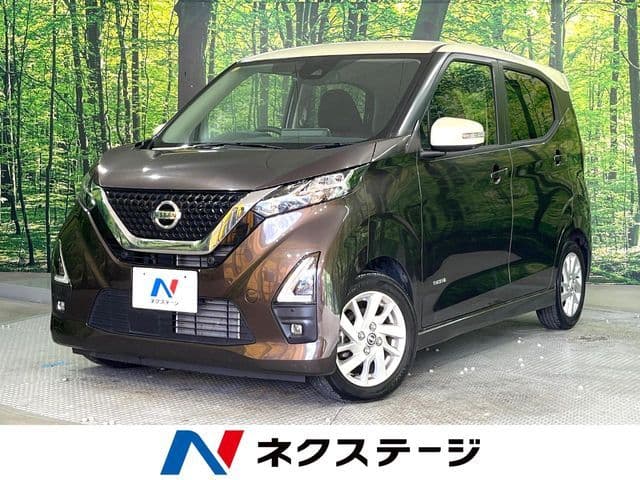 NISSAN