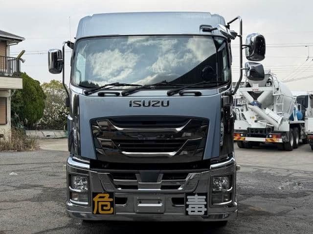 ISUZU