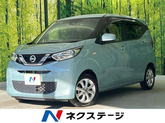 NISSAN