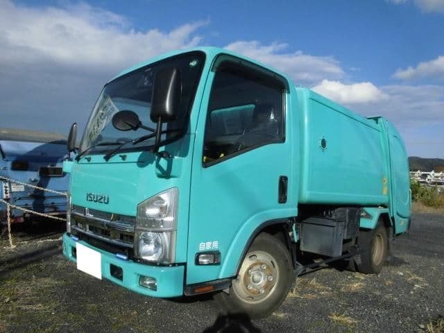 ISUZU