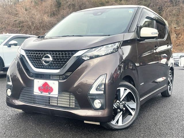 NISSAN