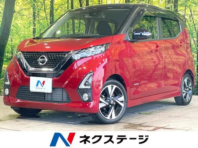 NISSAN