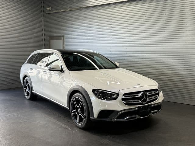 MERCEDES BENZ