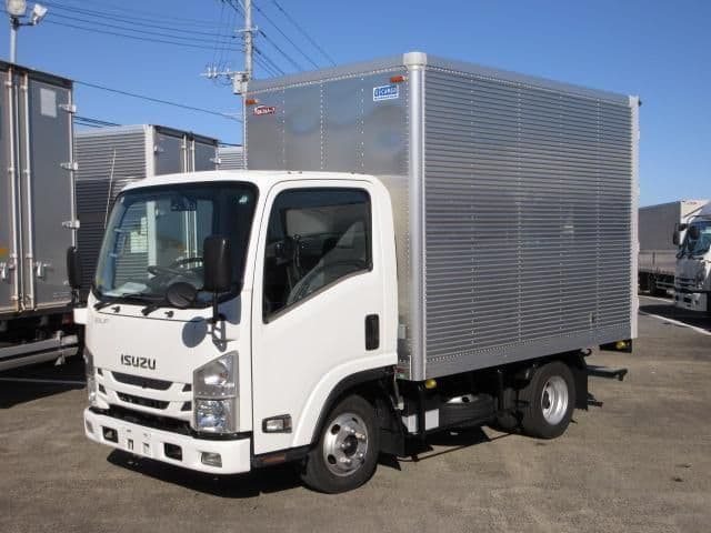 ISUZU