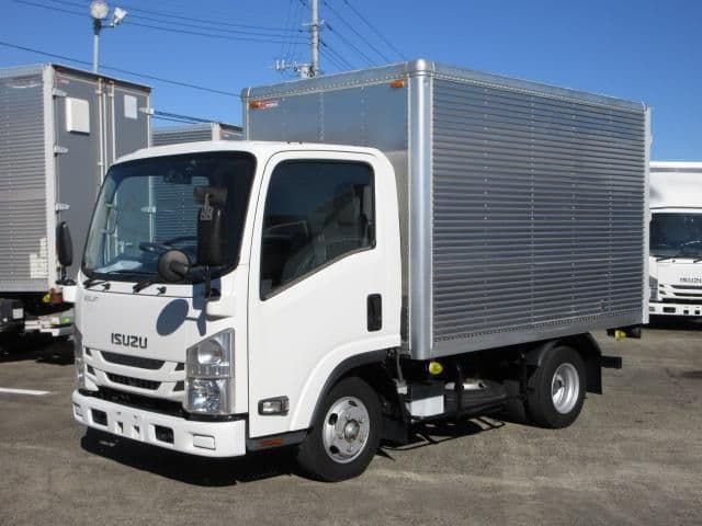 ISUZU