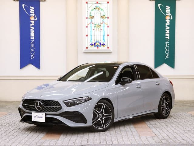 MERCEDES BENZ