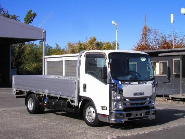 ISUZU