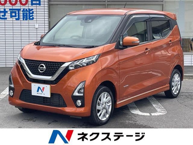 NISSAN