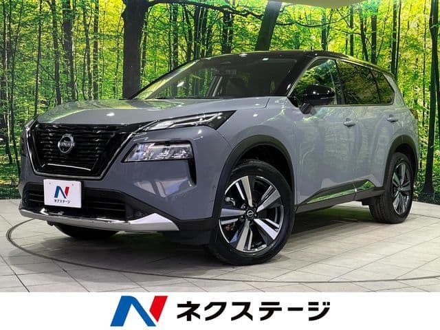 NISSAN