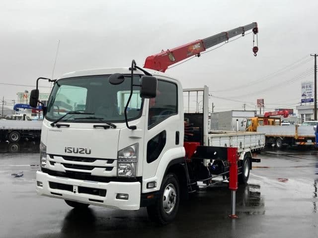 ISUZU