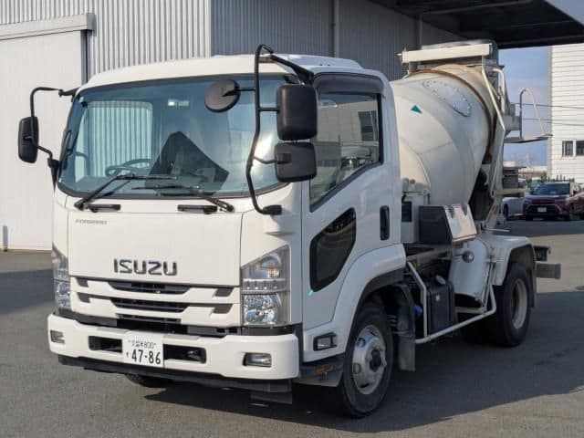 ISUZU