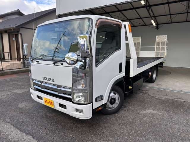 ISUZU