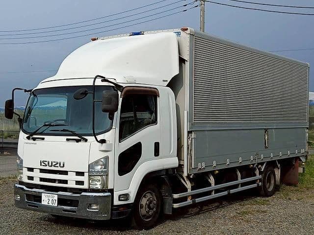 ISUZU