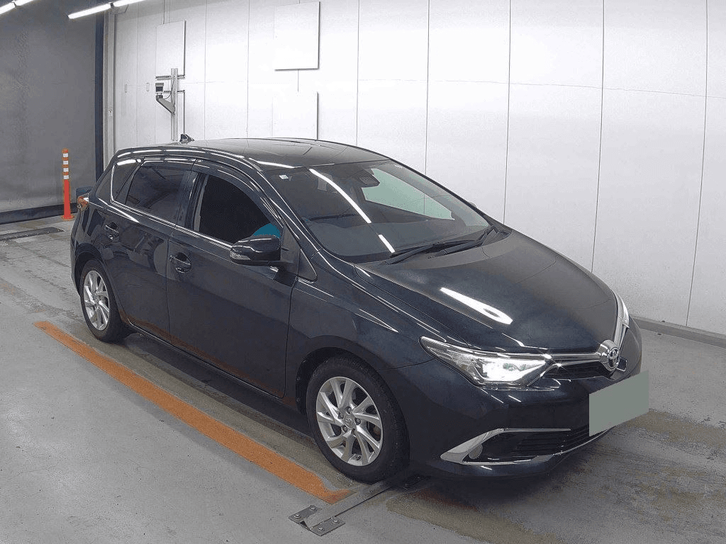 TOYOTA AURIS  2016